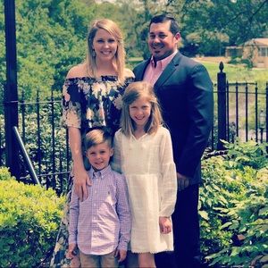 Meet your Posher, Avery